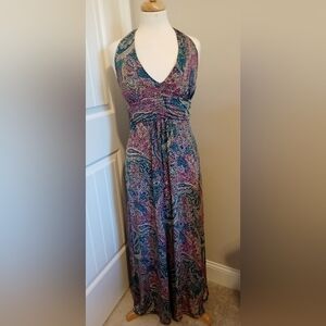 West Loop Halter Dress Sz Small. Beautiful Paisley print.